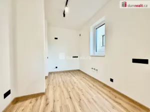 Prodej rodinného domu, Velká Jesenice, 160 m2