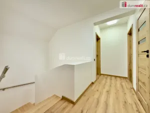 Prodej rodinného domu, Velká Jesenice, 160 m2