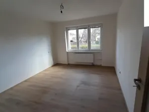 Prodej bytu 3+kk, Hrochův Týnec, Sídliště, 64 m2