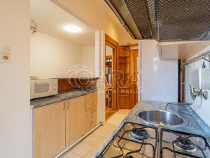 Pronájem bytu 2+kk, Praha - Nusle, Táborská, 57 m2