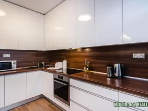 Pronájem bytu 2+kk, Praha - Střížkov, Zakšínská, 52 m2