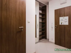 Pronájem bytu 2+kk, Praha - Střížkov, Zakšínská, 52 m2