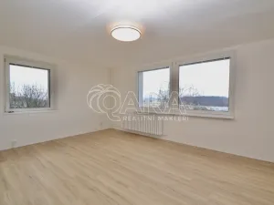 Pronájem bytu 1+1, Praha - Hloubětín, Kukelská, 43 m2