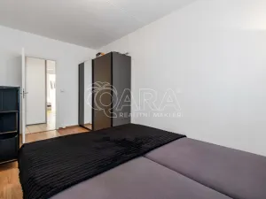 Prodej bytu 3+1, Praha - Černý Most, Vybíralova, 77 m2