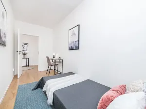 Prodej bytu 4+kk, Praha - Troja, Lešenská, 72 m2