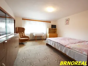 Prodej rodinného domu, Želeč, 237 m2