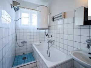 Prodej rodinného domu, Býšť, 226 m2