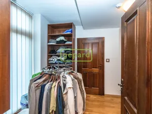 Prodej rodinného domu, Braškov, Akátová, 446 m2