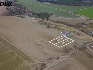 Prodej pozemku pro bydlení, Peč, 1542 m2
