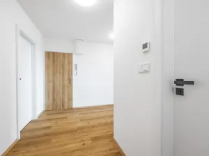 Prodej bytu 3+kk, Praha - Střížkov, Šluknovská, 76 m2