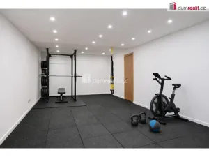 Prodej rodinného domu, Praha - Libuš, V Hrobech, 286 m2