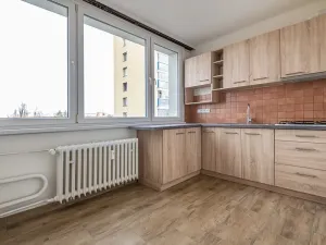 Prodej bytu 3+1, Kolín, Na Magistrále, 77 m2