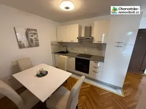 Prodej bytu 2+1, Jadranovo, Chorvatsko, 45 m2