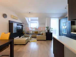 Prodej bytu 3+kk, Hustopeče, U Větrolamu, 90 m2