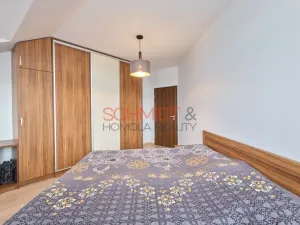 Prodej bytu 3+kk, Hustopeče, U Větrolamu, 90 m2