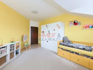 Prodej bytu 3+kk, Hustopeče, U Větrolamu, 90 m2