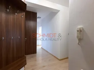 Prodej bytu 3+kk, Hustopeče, U Větrolamu, 90 m2