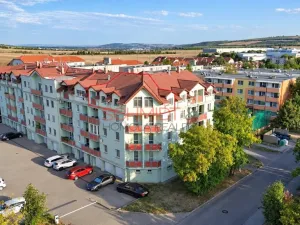 Prodej bytu 3+kk, Hustopeče, U Větrolamu, 90 m2