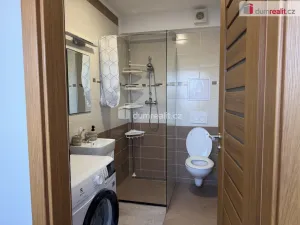 Pronájem bytu 1+kk, Karlovy Vary - Bohatice, Dubová, 38 m2