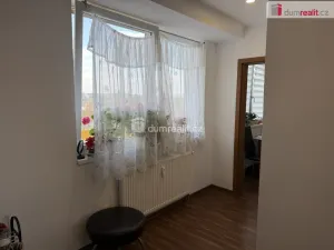 Pronájem bytu 1+kk, Karlovy Vary - Bohatice, Dubová, 38 m2