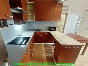 Pronájem bytu 2+kk, Praha - Strašnice, Gutova, 48 m2