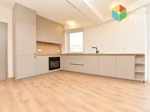 Pronájem bytu 4+kk, Beroun - Beroun-Město, Na Máchovně, 108 m2