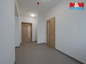 Pronájem skladu, Zubří, U Traktorky, 129 m2