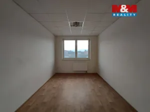 Pronájem výrobních prostor, Třanovice, 1295 m2