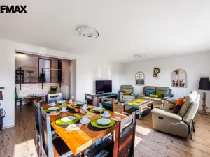 Prodej rodinného domu, Šumná, 200 m2