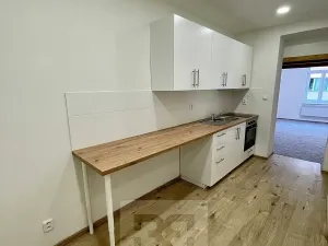 Pronájem bytu 1+1, Praha - Libeň, Kovářská, 30 m2