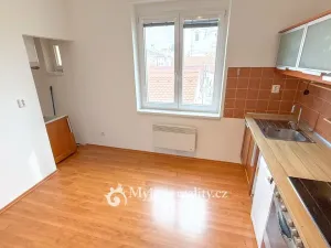 Pronájem bytu 3+1, Znojmo, 88 m2