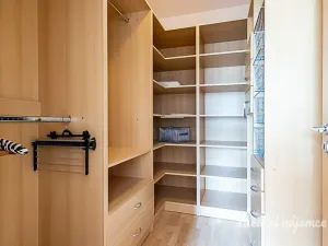 Pronájem bytu 2+kk, Praha - Strašnice, Na hroudě, 72 m2