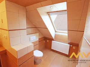 Pronájem bytu 4+kk, Lochenice, 115 m2