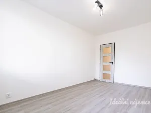 Pronájem bytu 3+1, Praha - Horní Měcholupy, Ravennská, 74 m2