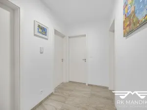 Prodej bytu 2+kk, Říčany - Radošovice, Plavínová, 59 m2