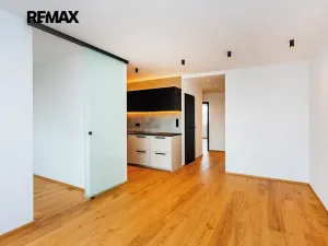 Prodej bytu 4+kk, Praha - Stodůlky, Amforová, 73 m2