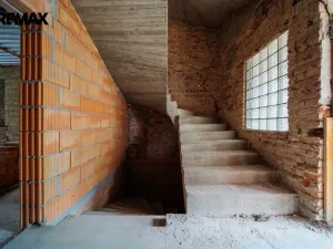Prodej rodinného domu, Karlovy Vary, Fügnerova, 474 m2