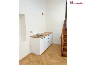 Pronájem kanceláře, Praha - Nové Město, Školská, 80 m2