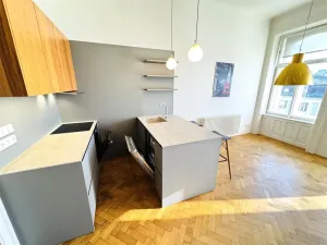 Pronájem bytu 2+1, Praha - Vinohrady, Dykova, 90 m2