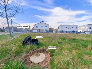 Prodej pozemku pro bydlení, Praha, Pivoňská, 694 m2