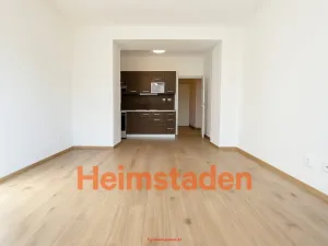 Pronájem bytu 1+kk, Havířov - Město, Marxova, 33 m2