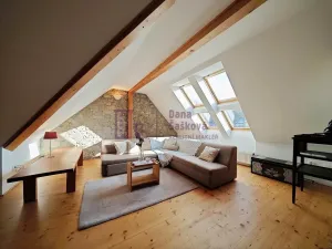 Prodej rodinného domu, Pluhův Žďár - Mostečný, 566 m2