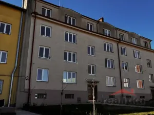 Prodej bytu 3+1, Opava - Město, U Fortny, 79 m2