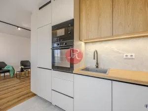 Prodej bytu 2+kk, Ostrava, Nálepkova, 52 m2