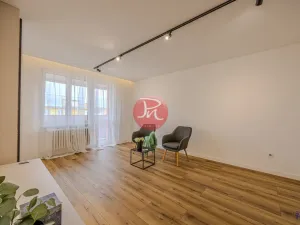 Prodej bytu 2+kk, Ostrava, Nálepkova, 52 m2