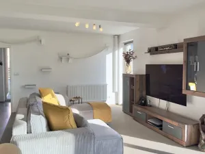 Pronájem rodinného domu, Sány, Jana Čapka ze Sán, 125 m2