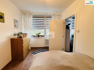 Pronájem bytu 2+kk, Praha - Kyje, Slavatova, 45 m2