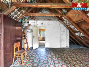 Prodej rodinného domu, Vítězná - Komárov, 128 m2