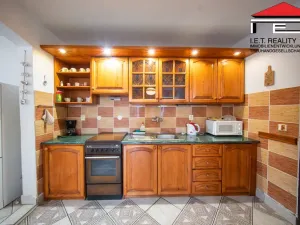 Prodej ubytování, Rynholec, nám. 1. máje, 561 m2