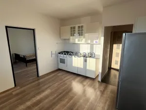 Pronájem bytu 1+1, Ústí nad Labem - Severní Terasa, Maková, 34 m2